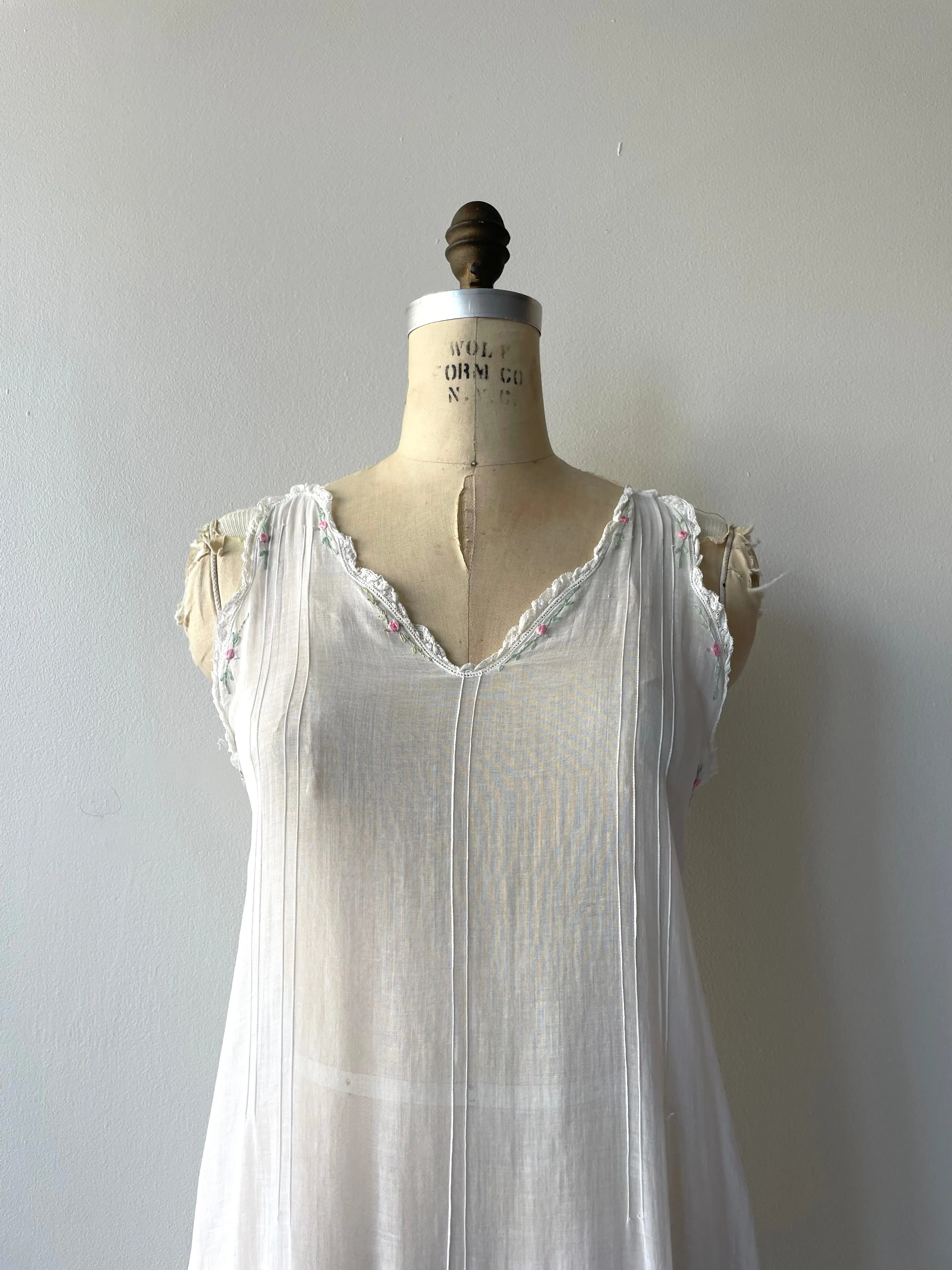 1920s Cotton Nightdress