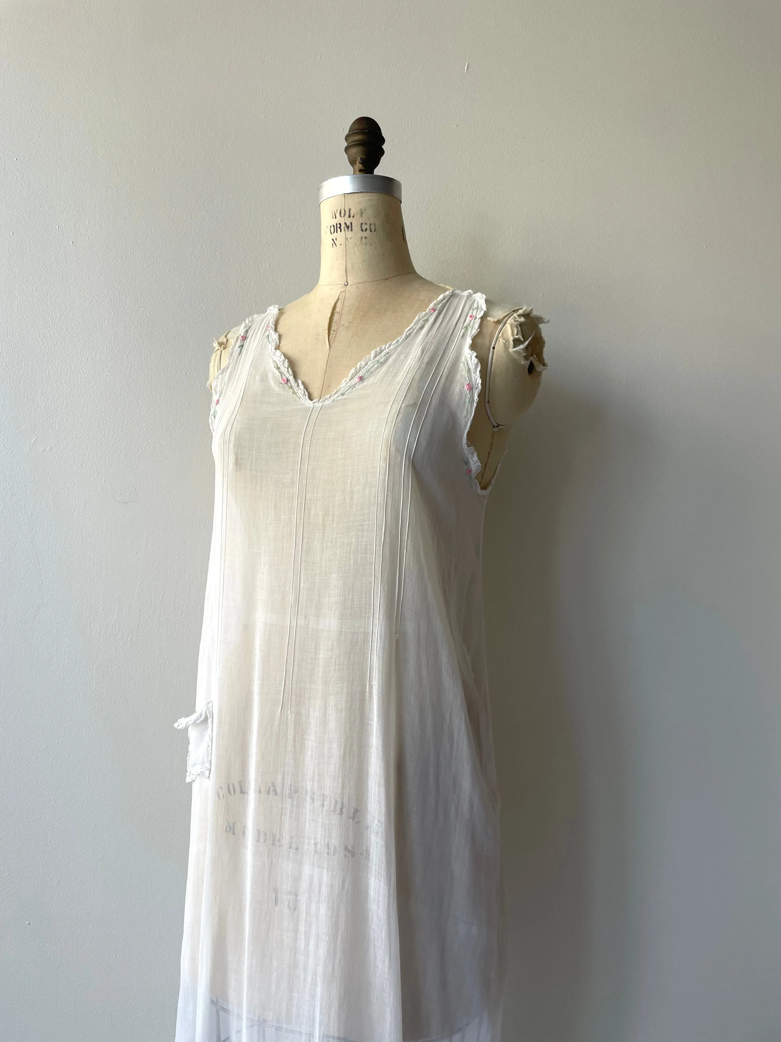 1920s Cotton Nightdress