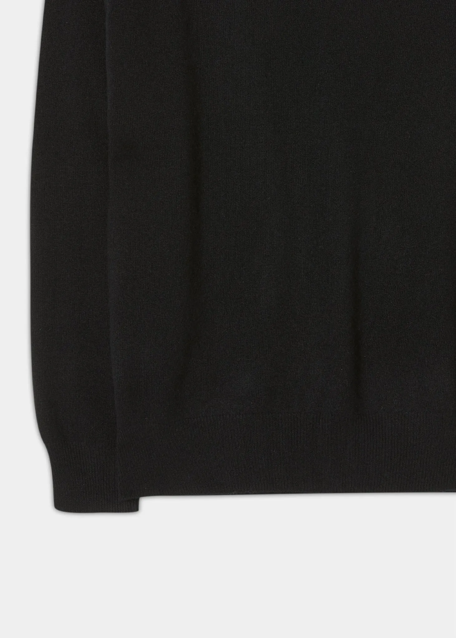 Albury Geelong Wool Jumper in Black - Regular Fit