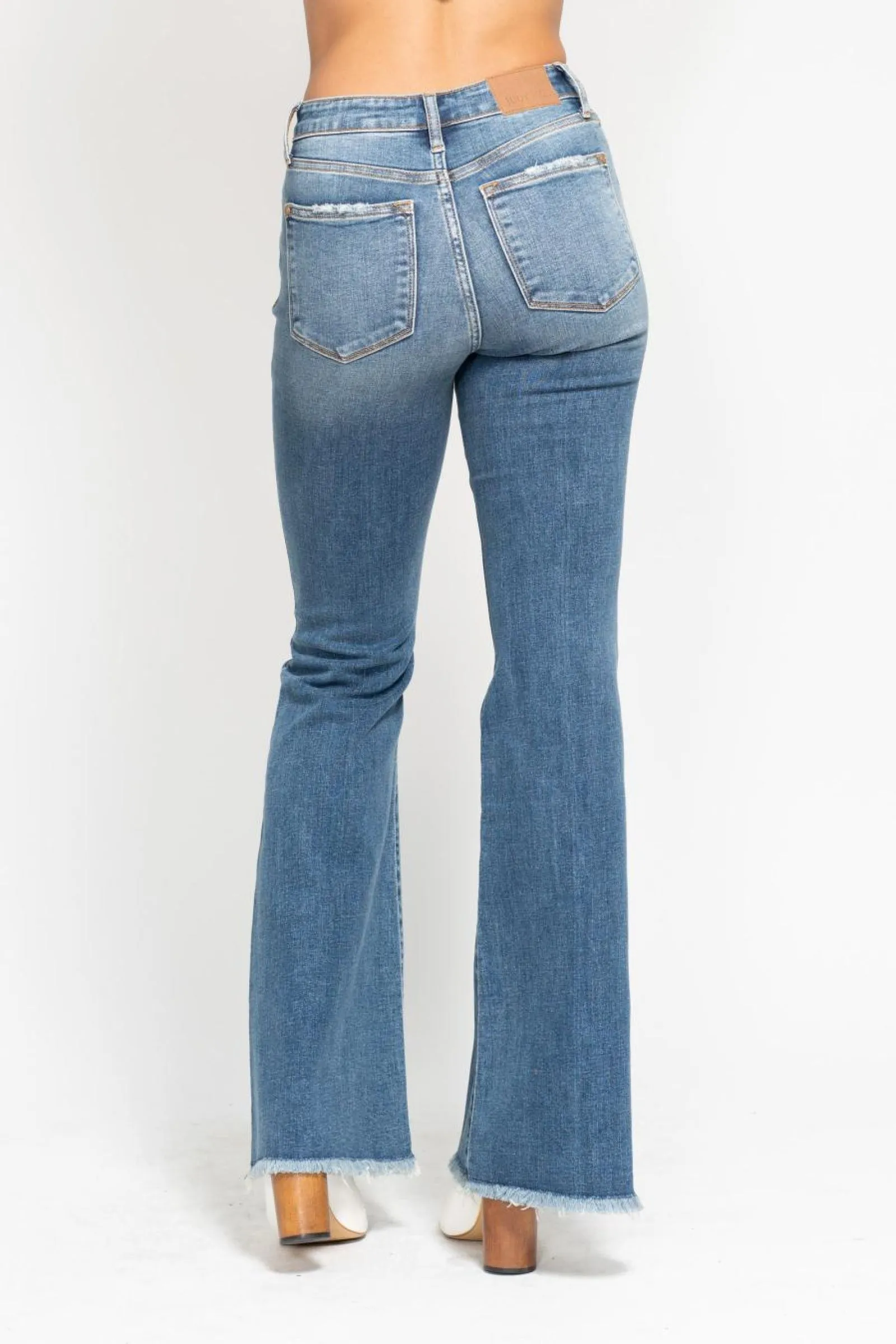 Judy Blue - Mid Rise Button Fly Flare W/Destroy Fray Hem Jeans - 82638