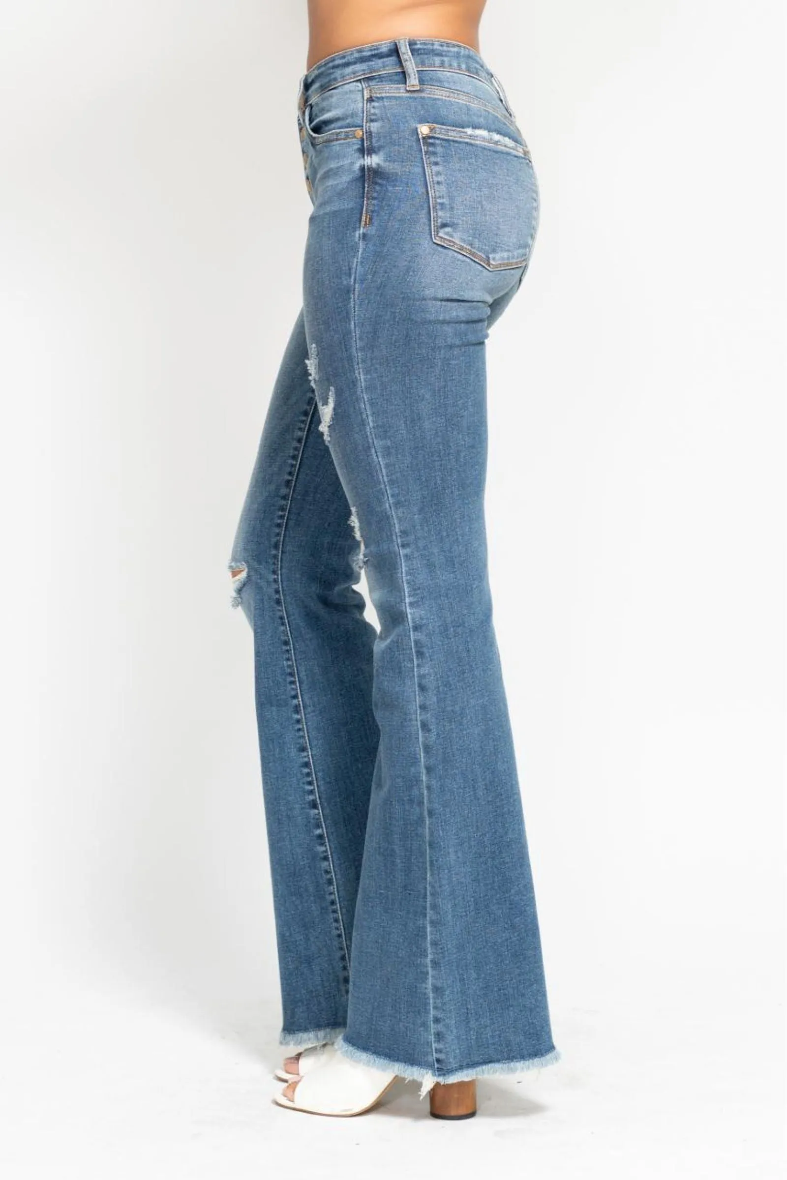 Judy Blue - Mid Rise Button Fly Flare W/Destroy Fray Hem Jeans - 82638