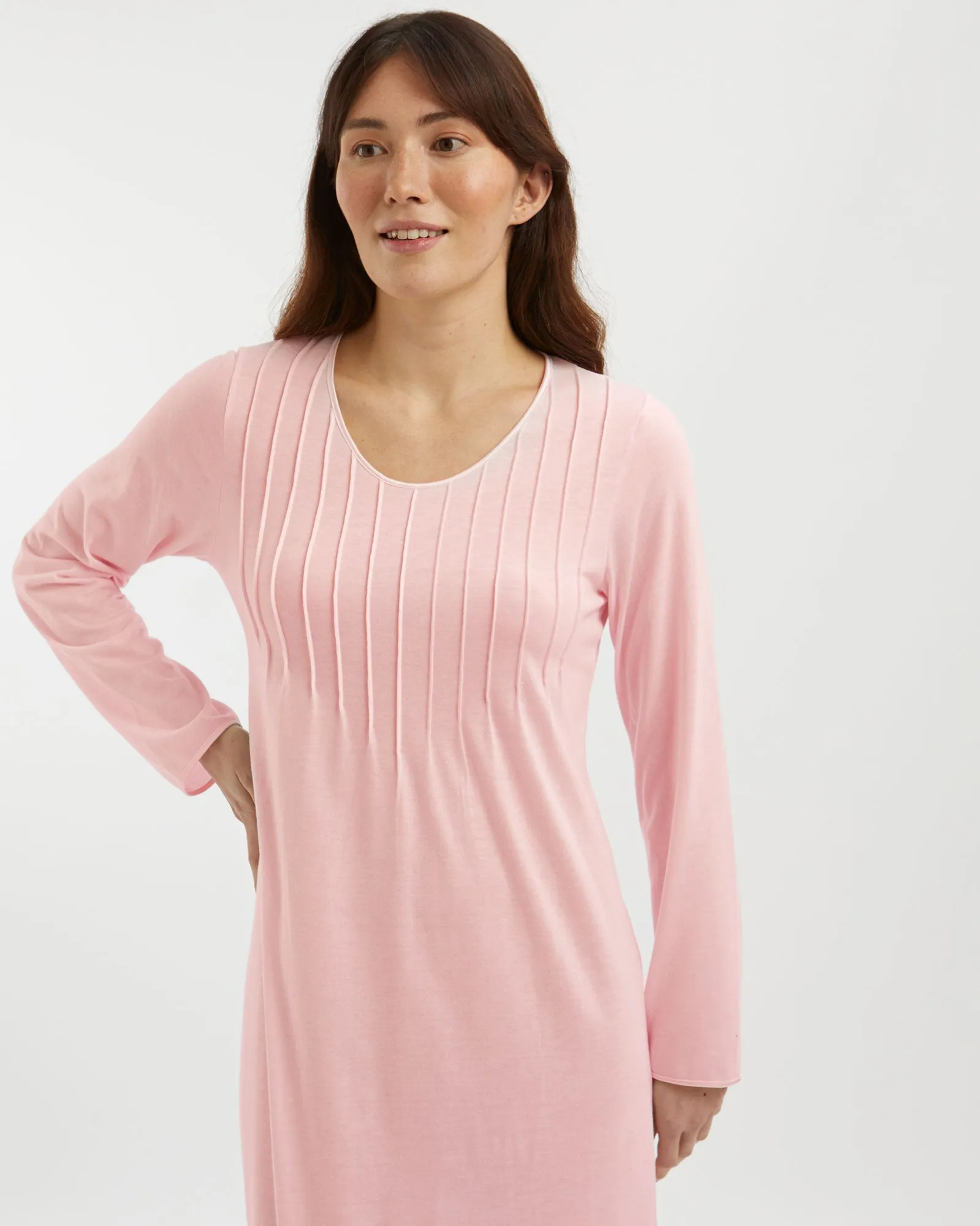 Women's French Pleat Long Sleeved Jersey Nightdress - Pink